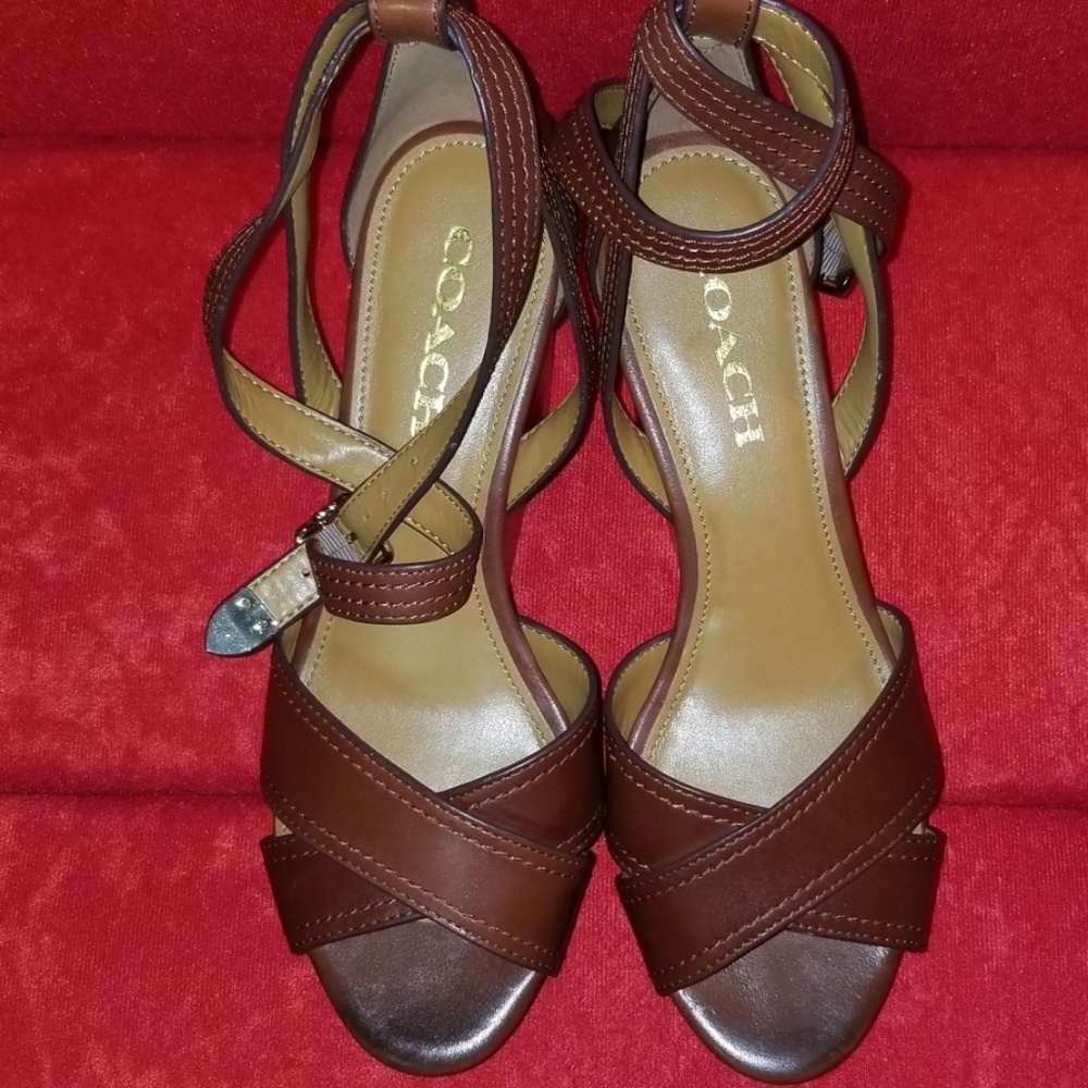 Coach Brown wedge